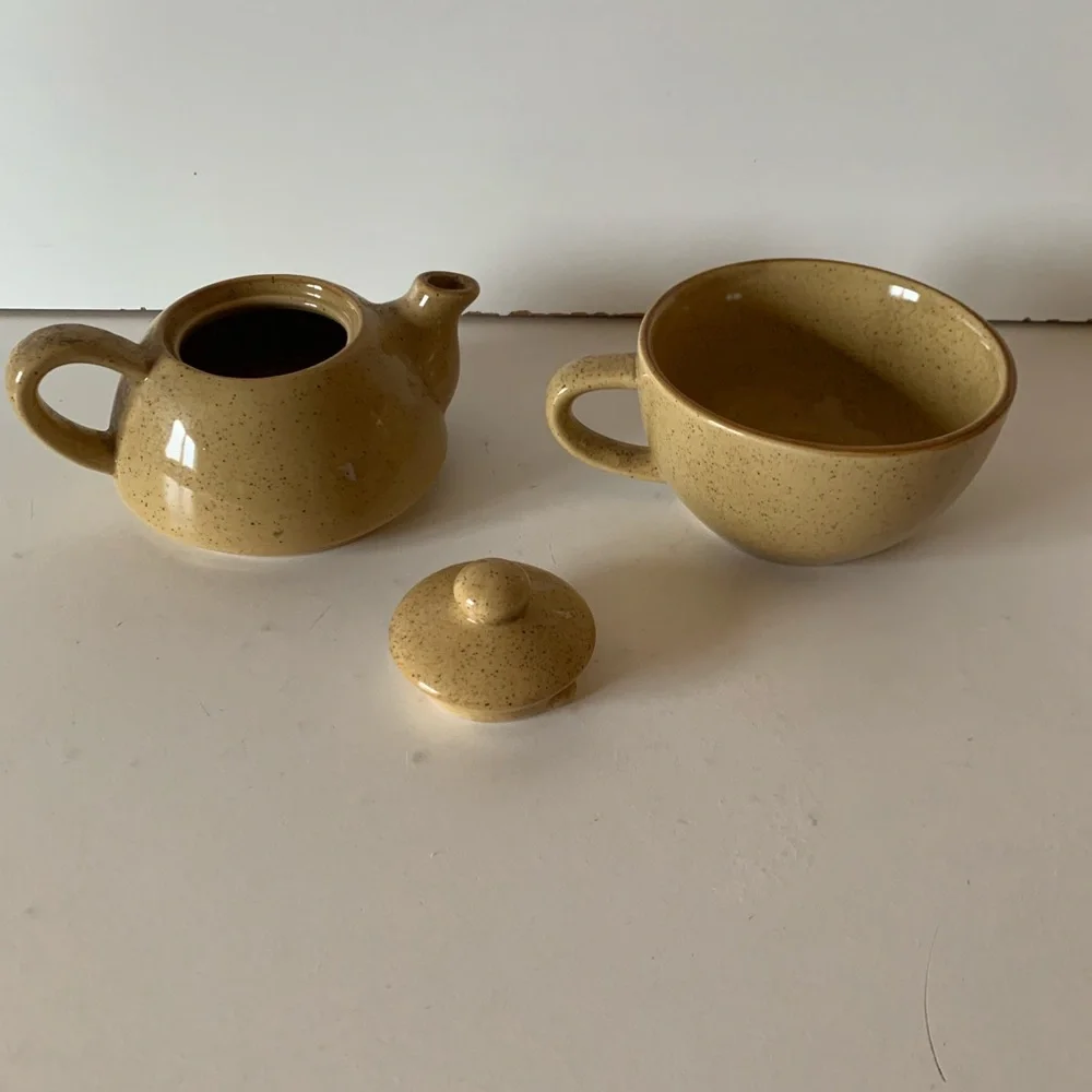 Pier 1 imports, stacking, stoneware, mug, and teapot set of two